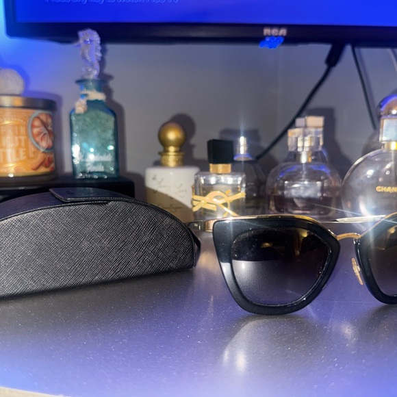 Prada Black and Gold Women's Sunglasses - Picture 4 of 9